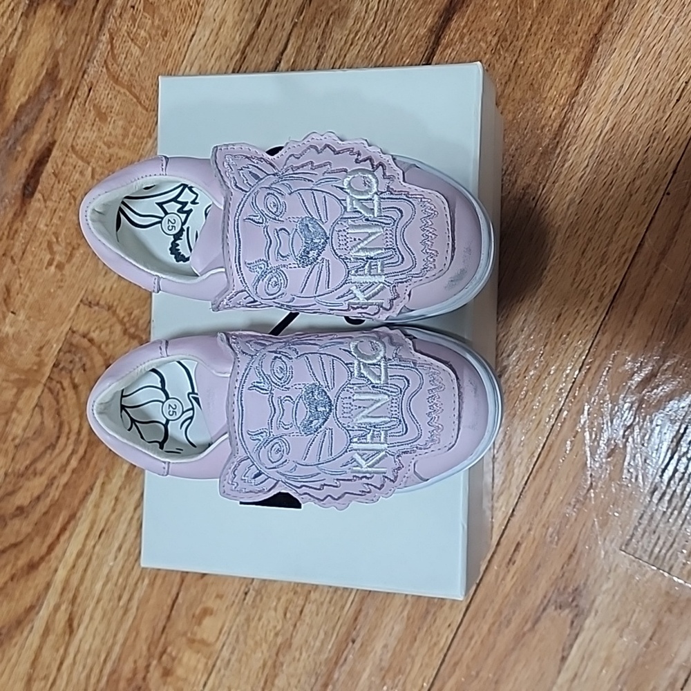 Kenzo toddler girl sneakers us size 8.